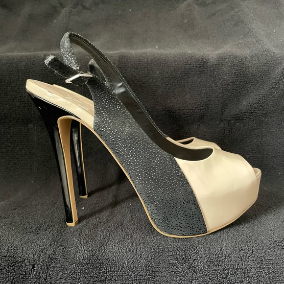 BCBG 38 Luxury Slingback - Picture 4 of 8